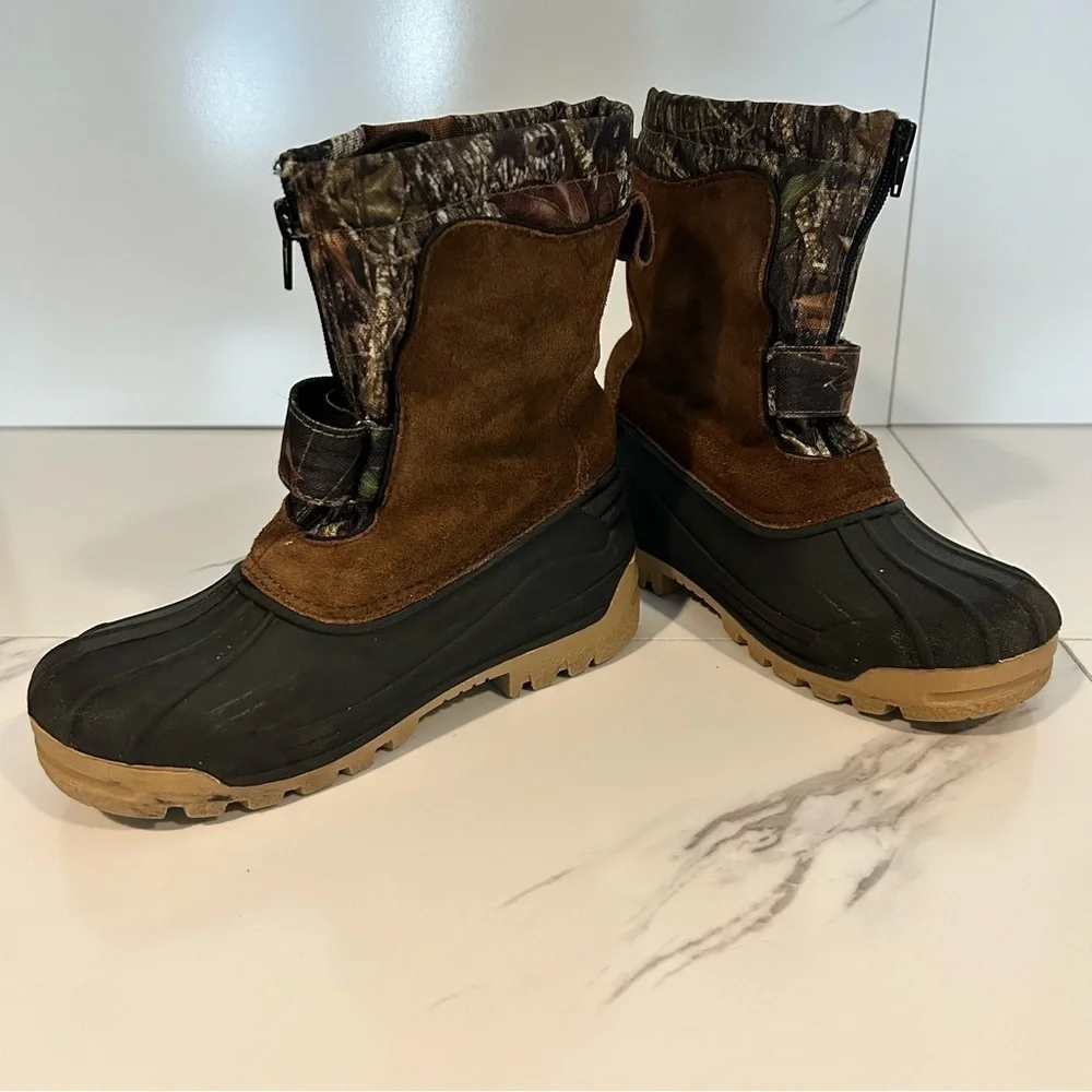 Ozark Trail Kids Camouflage and Brown Boots Size 3